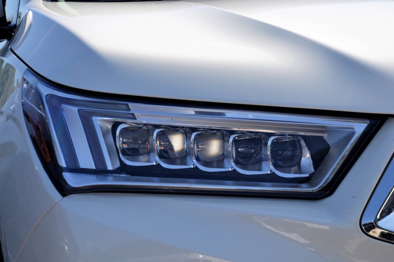 concession-SAUZE-min_acura-headlamp-2834131